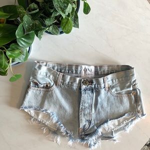 One Teaspoon Roller Shorts | Light Wash (Size 28)